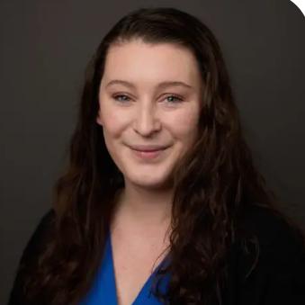 Caroline O'Connor Headshot.png